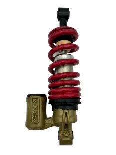 Bajaj Pulsar RS200 Arka Amortisör resmi